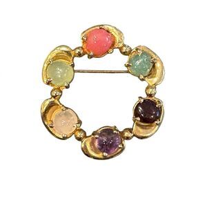 Vintage Ciner Signed Gold Tone Multicolor Cabachon Circle Brooch